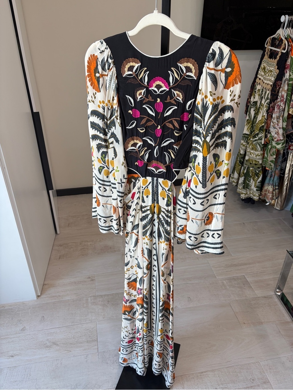 FARM RIO Cutout Embroidered Printed Crepe de Chine Maxi Dress - Picture 3 of 12